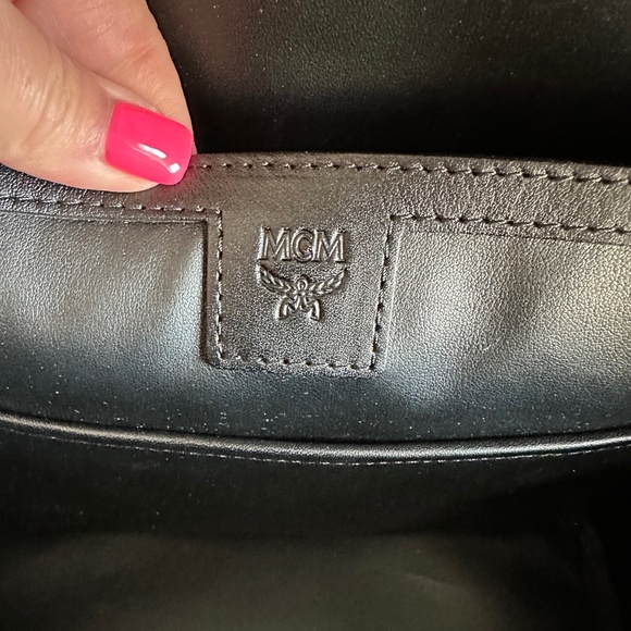 💥🛍💥MCM Beautiful monogram nappa leather backpack- Gorgeous!!💥🛍💥 - Picture 11 of 16